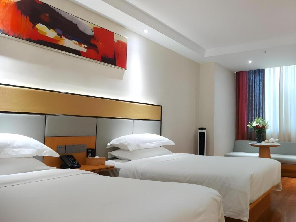 Greentree Inn Geermu Walking Street Business Hotel Golmud ภายนอก รูปภาพ
