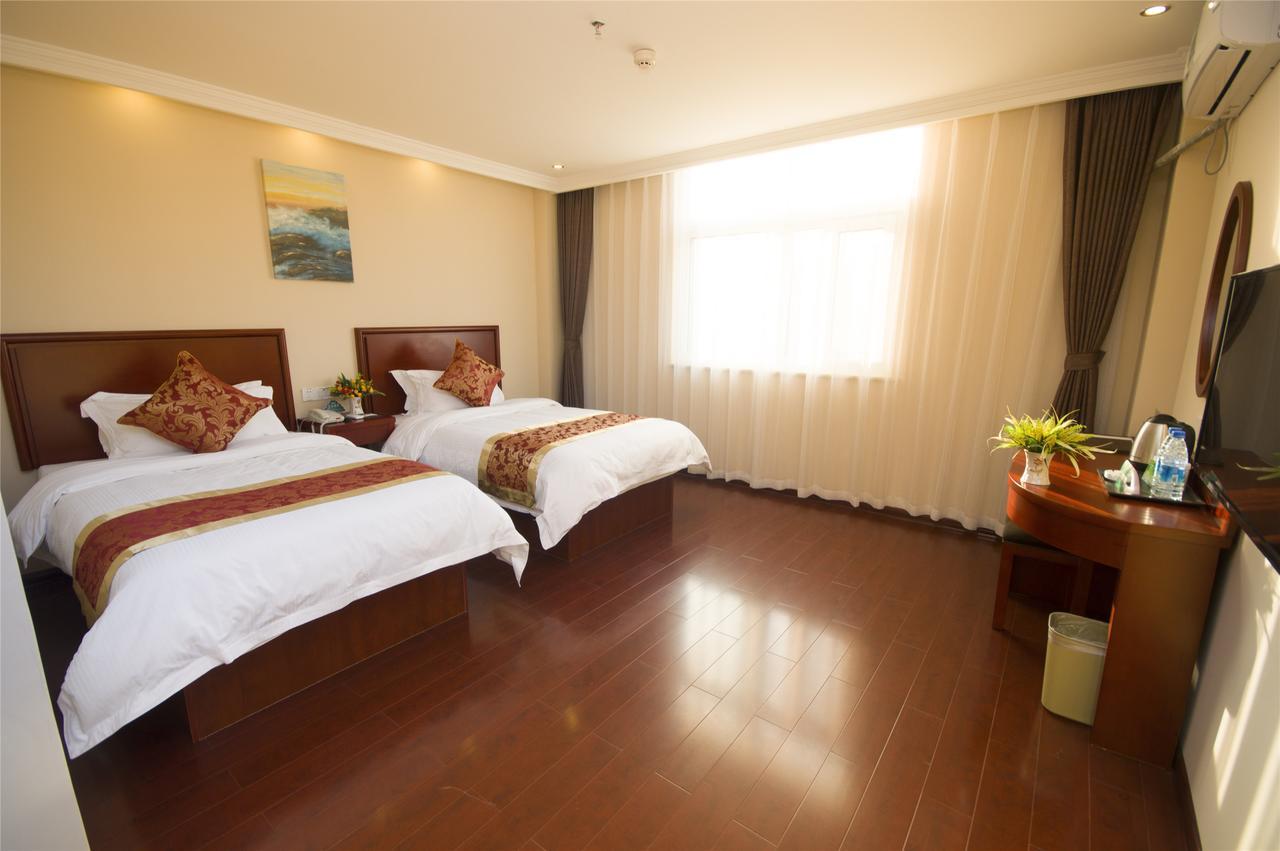 Greentree Inn Geermu Walking Street Business Hotel Golmud ภายนอก รูปภาพ